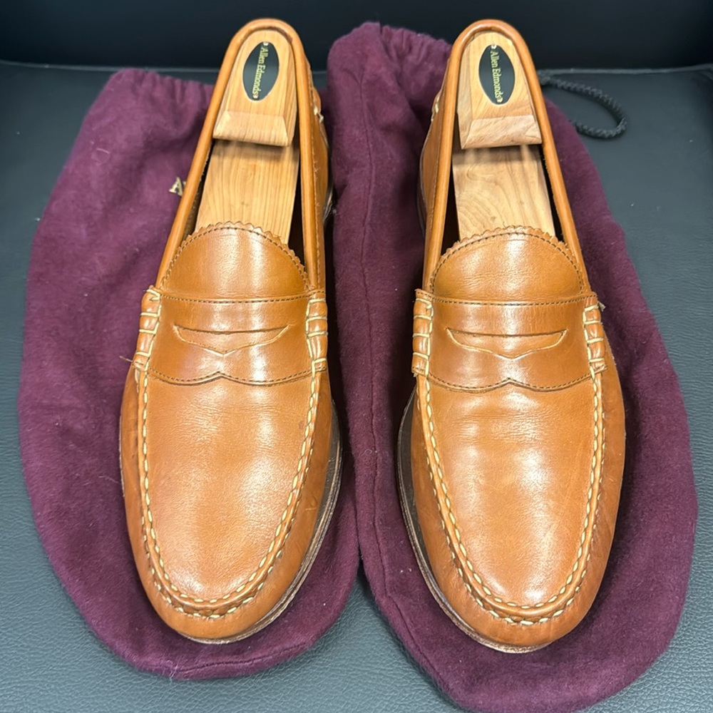 Allen Edmonds Kenwoods in Walnut. Size 12 D